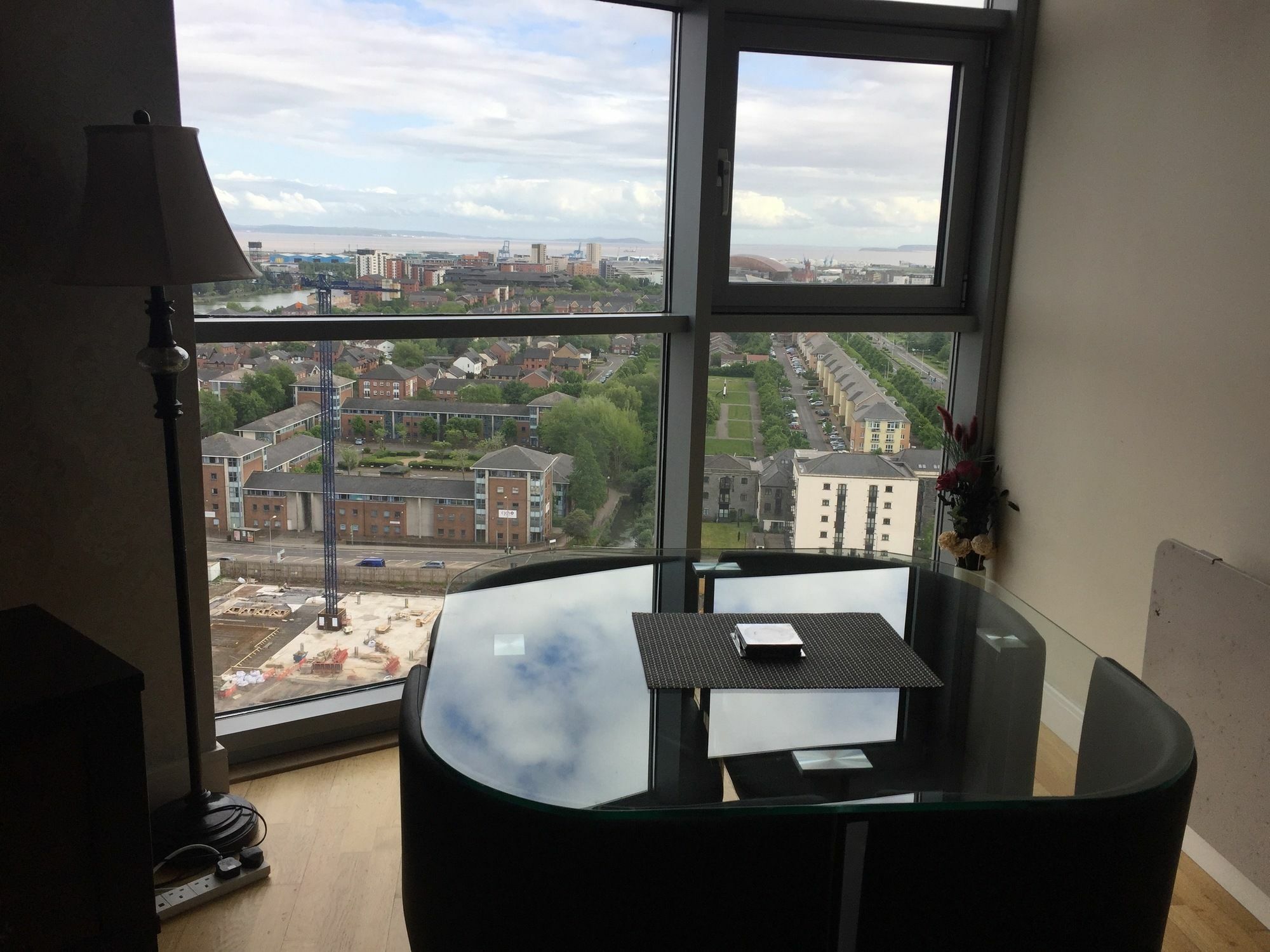 High View Serviced Apartment 卡迪夫 外观 照片